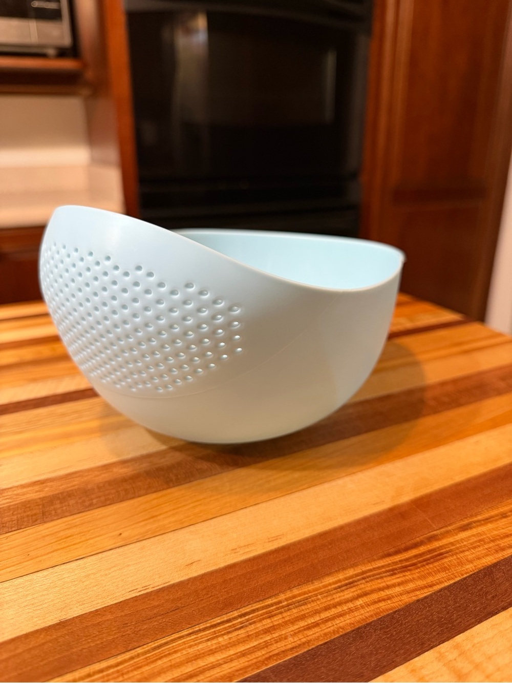 Blue Plastic Colander Strainer Bowl w/ Handle